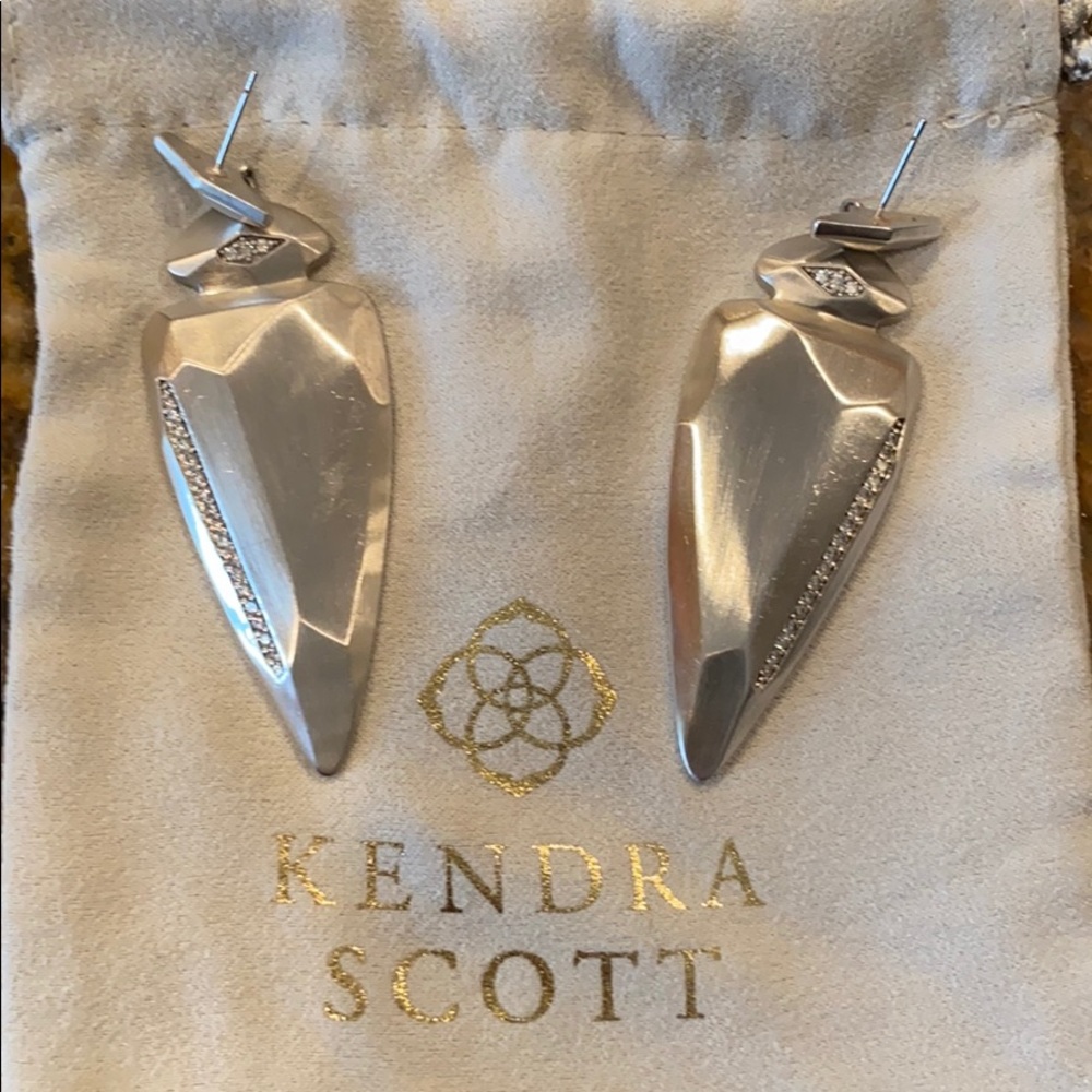 Kendra Scott Skylar earrings